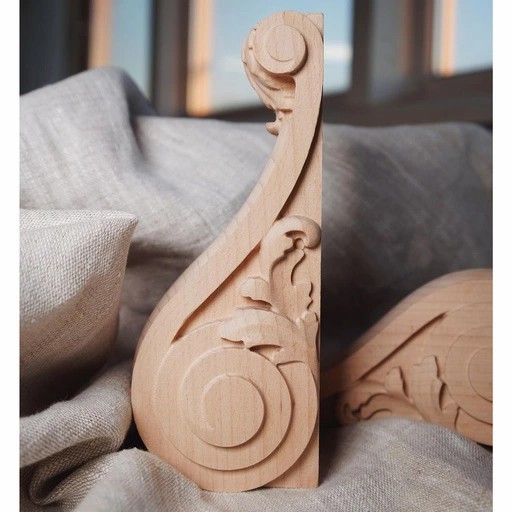 Large decorative corbel scroll with acanthus leaves Classic